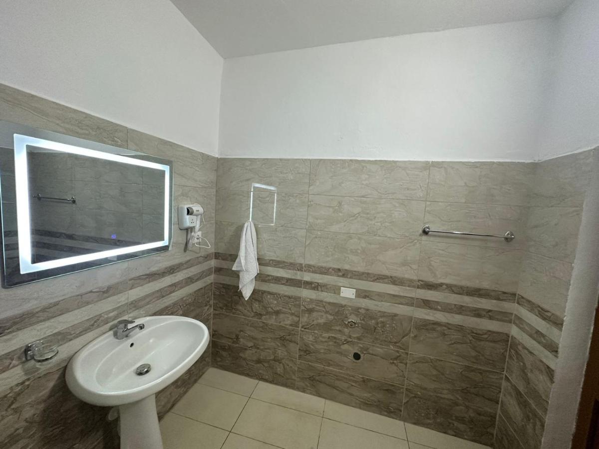 Rus Villa Berat Exteriör bild