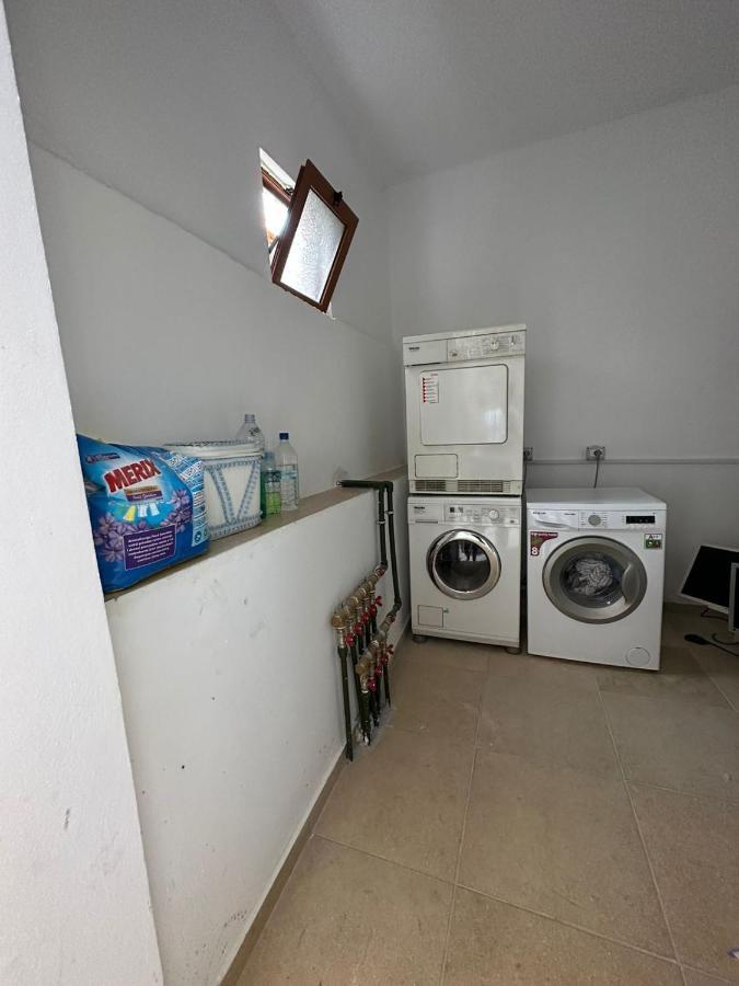 Rus Villa Berat Exteriör bild